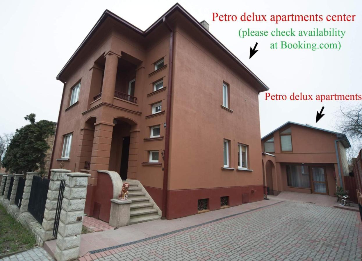 Petro delux apartments Kaunas Esterno foto