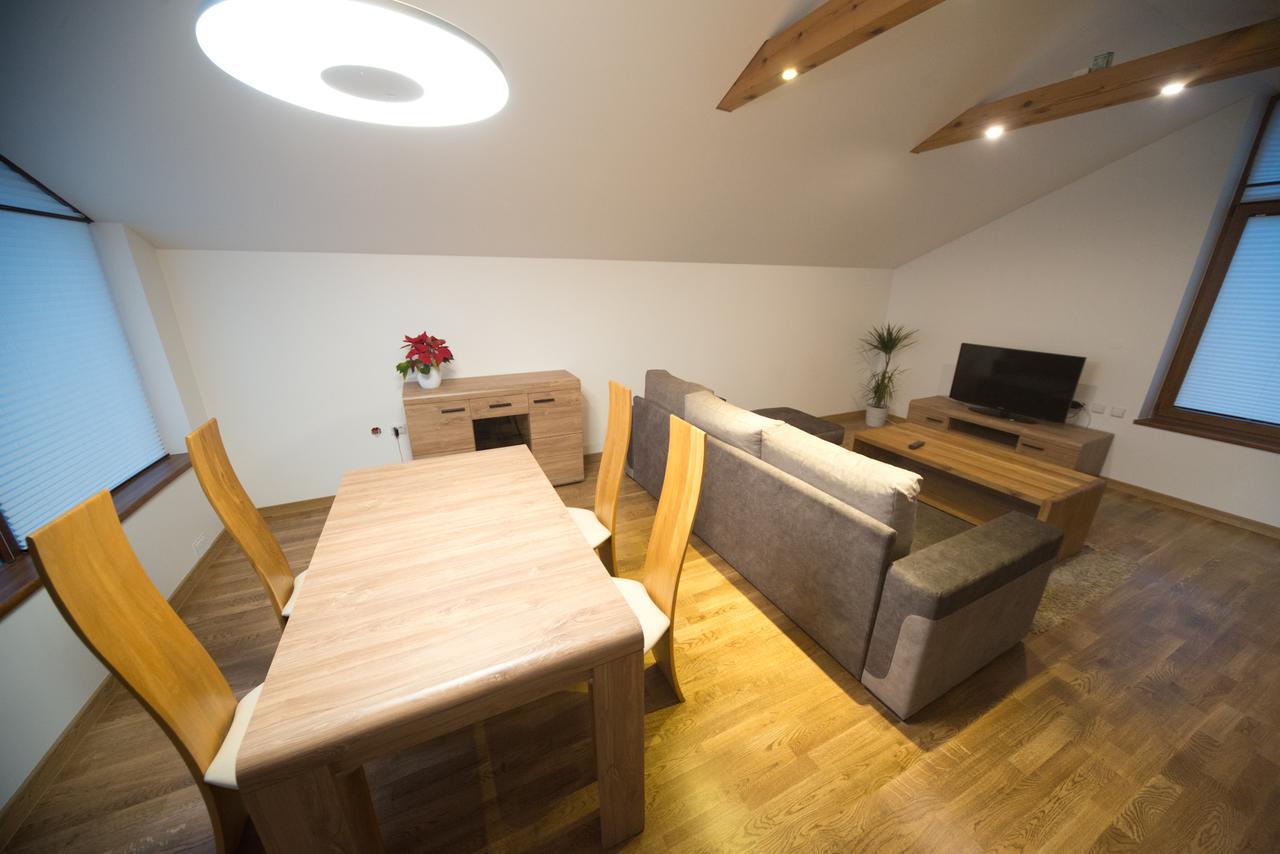 Petro delux apartments Kaunas Esterno foto