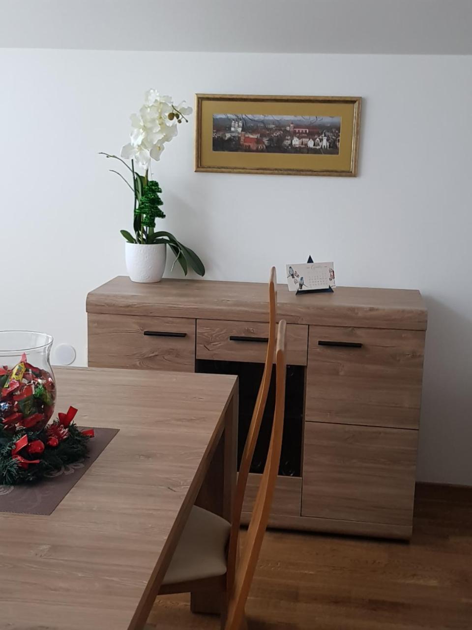 Petro delux apartments Kaunas Esterno foto